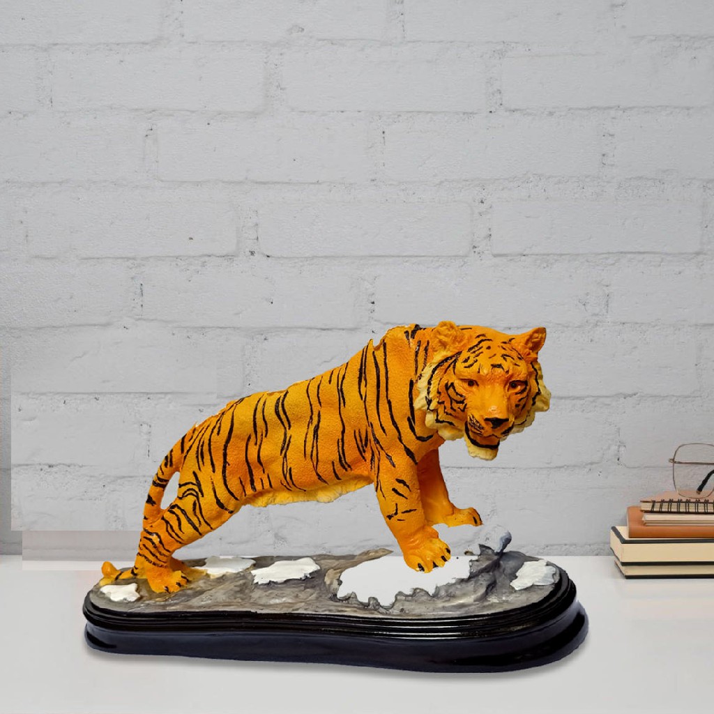 REGAL HOMEWARE Polyresin Tiger Statue, Antique Sculpture Walking Tiger Decorative Showpieces for Home Décor, Office décor and Gift Colour Orange (30 x 22 x 18) cm